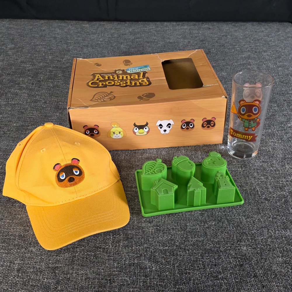 Animal Crossing New Horizons Bundle Tom Nook Hat Glass Ice Tray Incomplete